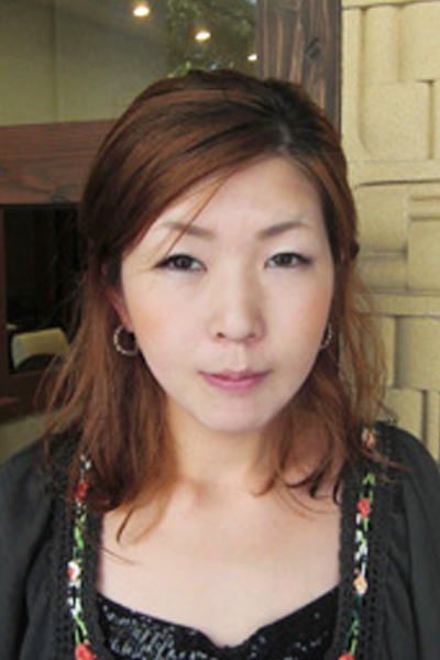 真由美さんの顔写真です